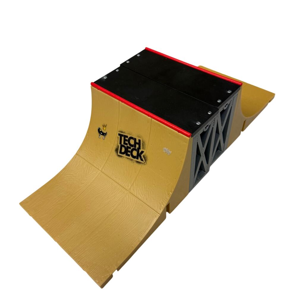 Tech Deck Ultimate Half-Pipe Ramp 99885 Spin Master RAMP ONLY